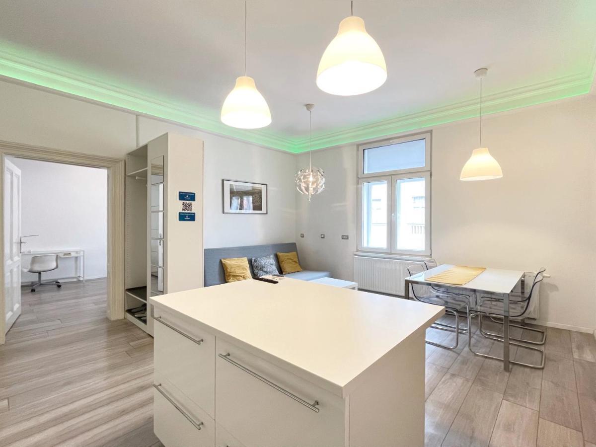 Agape Apartments Zagabria Esterno foto